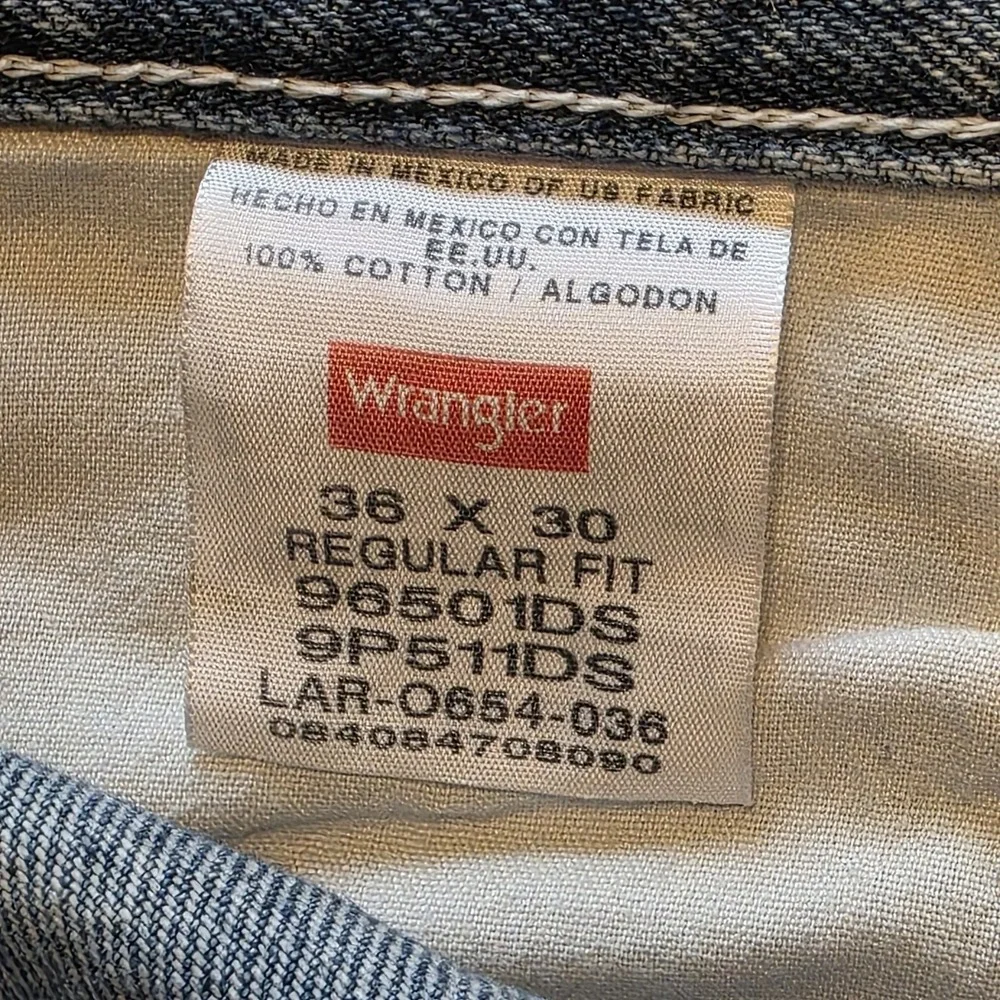 Wrangler Regular Fit Jeans Mens 36x30 Blue Medium Wash heritage Western Workwear